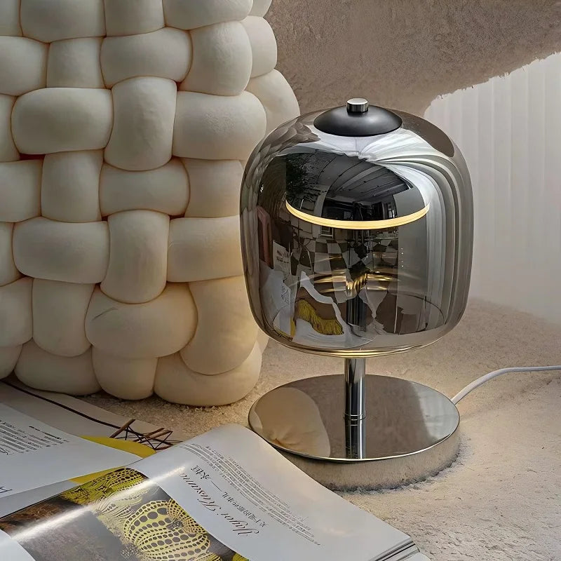 Italian Simple Bedside Lamp
